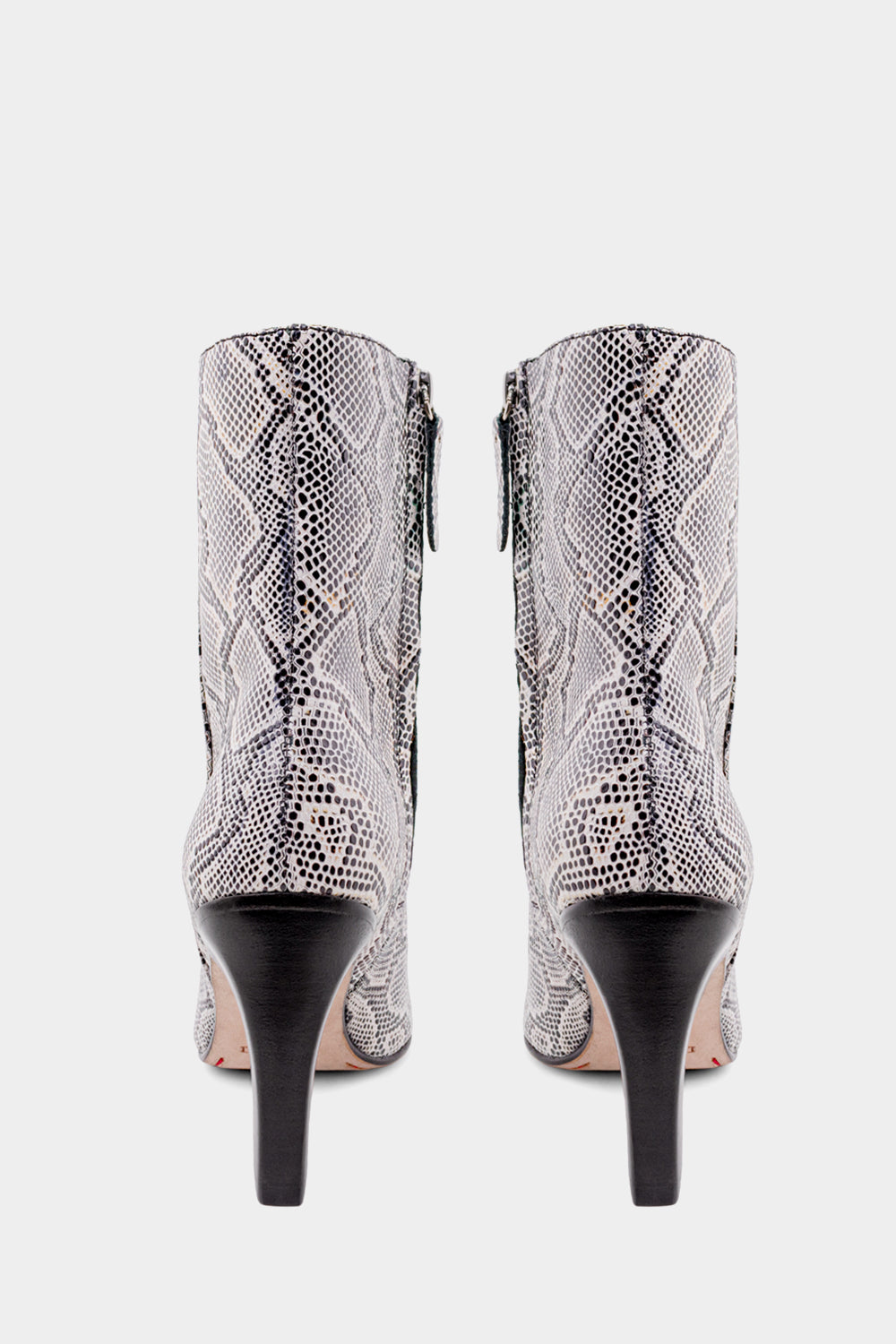 Halle Black White Snake