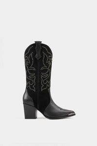 botas western de diseñador con estoperoles estilo cuadra