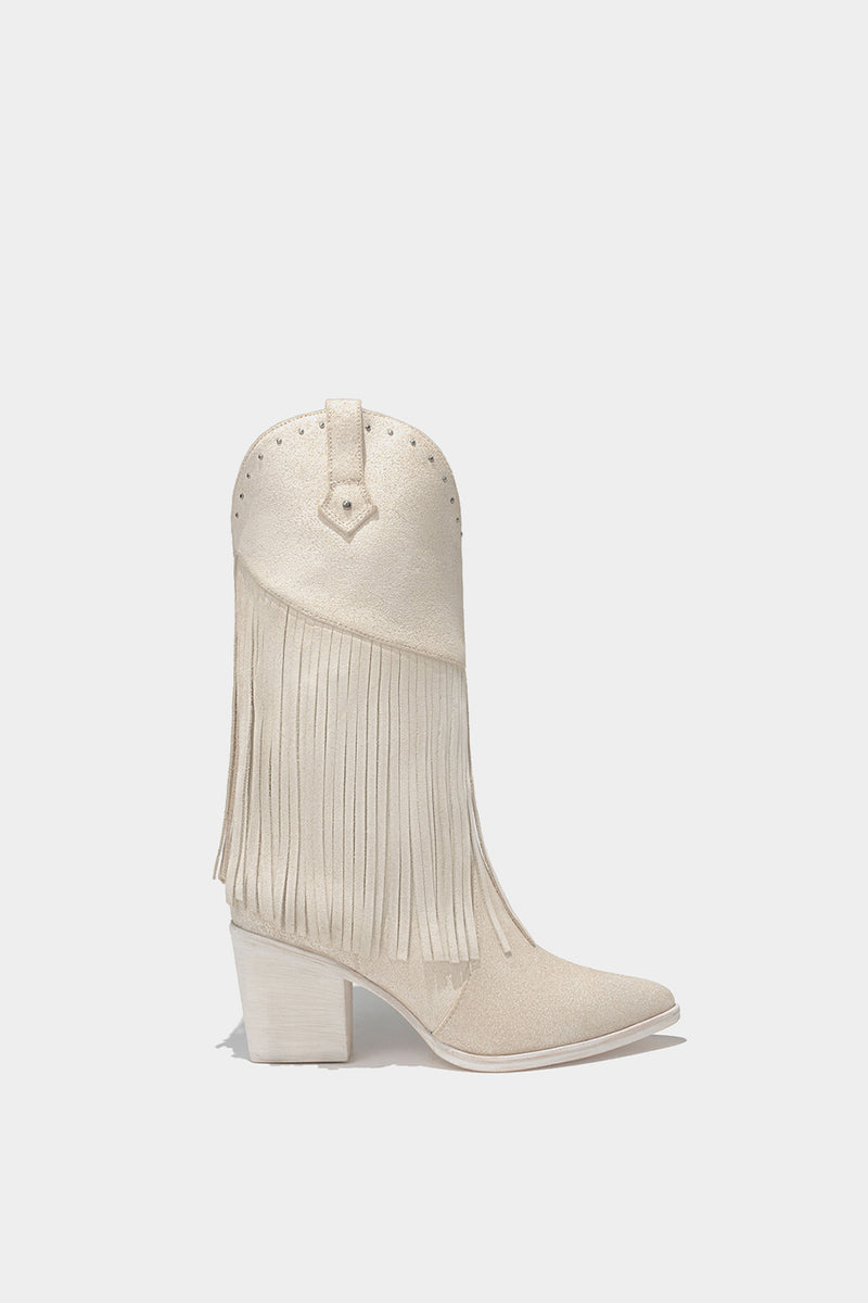 botas blancas con flecos estilo beyonce