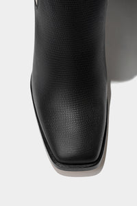 bota de piel exotica abajo de la rodilla