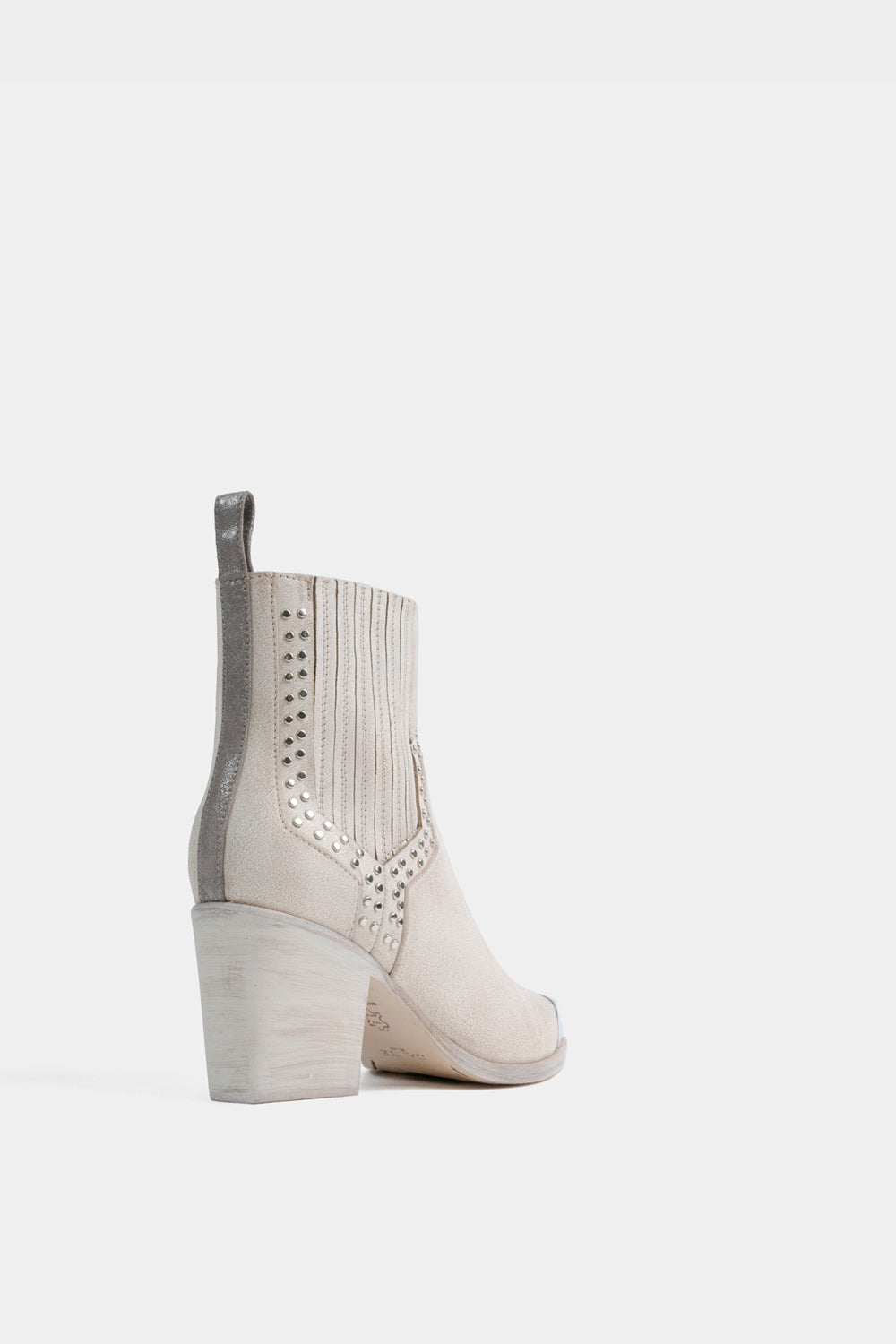botas de piel color blanco estilo beyonce
