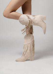 Botas con flecos estilo beyoncé y taylor swift